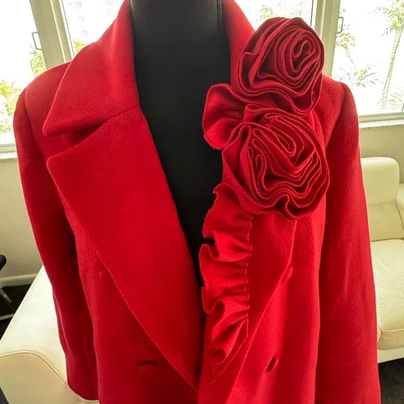 Rosette Mid Length Tailored Coat - Picture 11 of 12